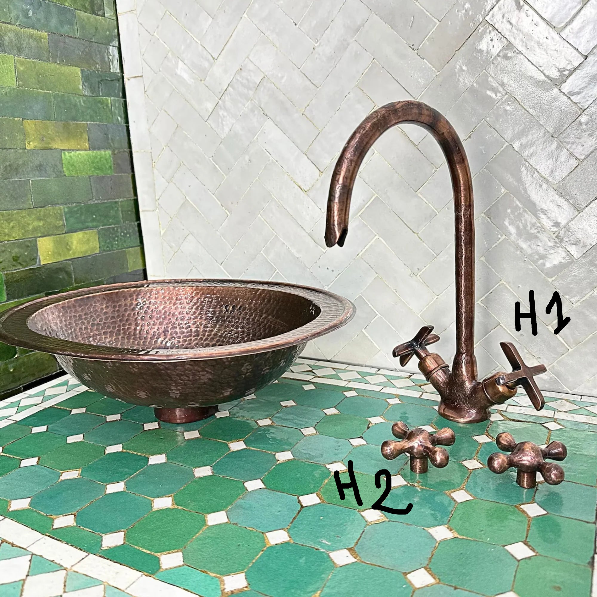 Hand-Engraved Copper Gooseneck Bathroom Faucet – Moroccan Artisan, Single Hole