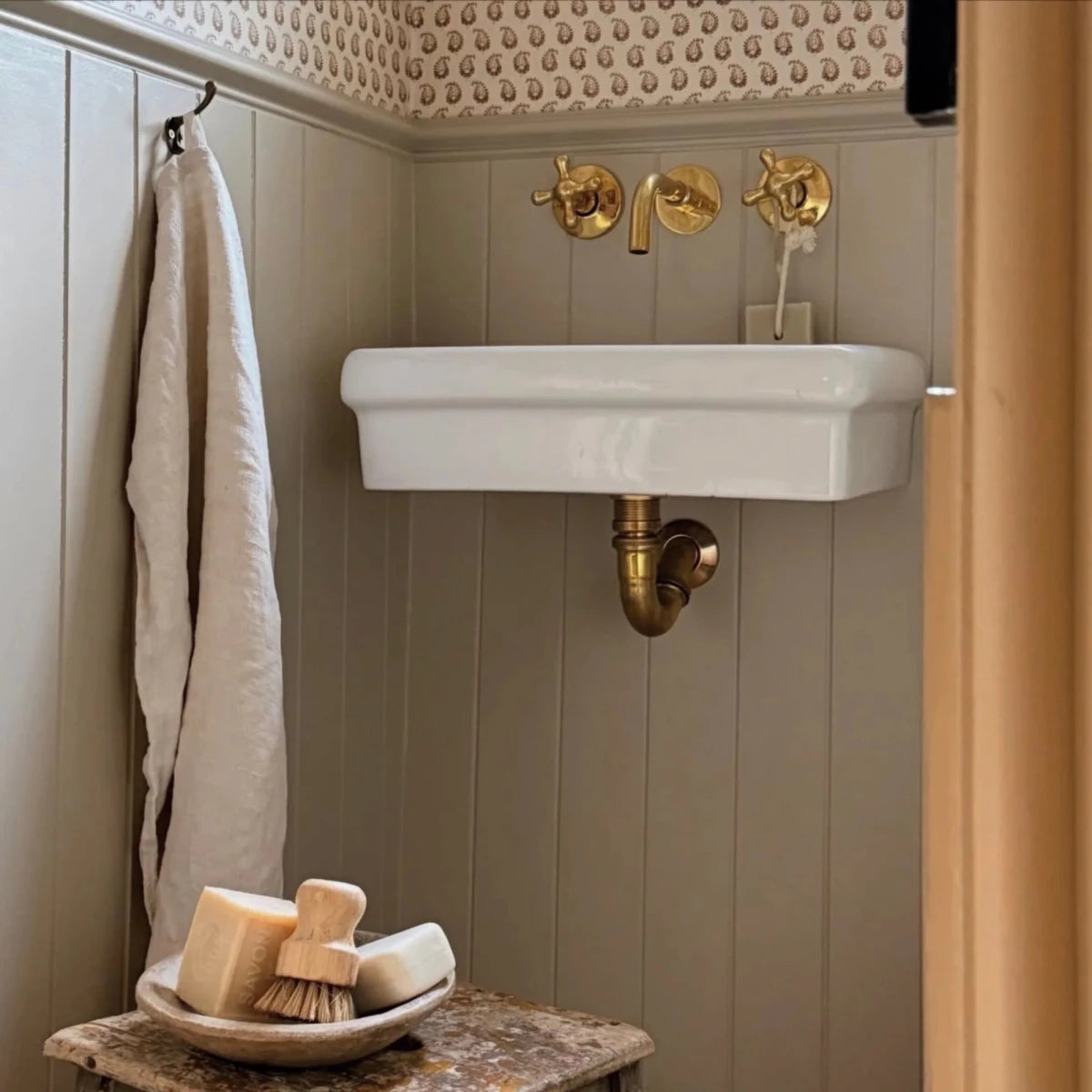 Unlacquered Brass 3-Hole Wall Mounted Tub Faucet – 8" Spread, 7.5" Spout | Solid Brass - The House Of Brass