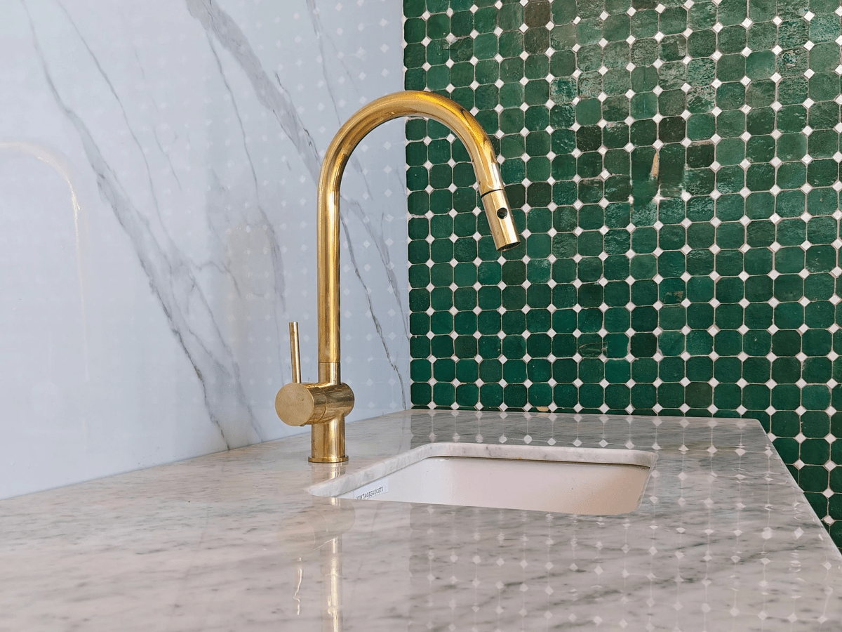 Unlacquered Solid Brass Pull-Down Kitchen Faucet – Gooseneck, 360° Swivel, Vintage Patina - The House Of Brass